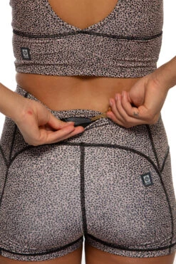 Grace High Rise Shorts - Prints -Outlet Aqua Surf Wears Store Active Bottom Grace Back Detail Savannah SAV 101520