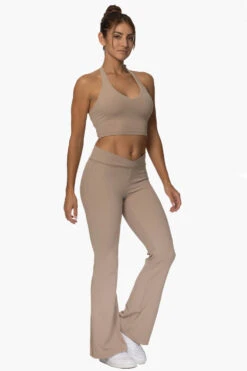 Makaha Flare Pant - Mocha -Outlet Aqua Surf Wears Store Activewear Bottoms Makaha Mocha FrontSide Karol 101822