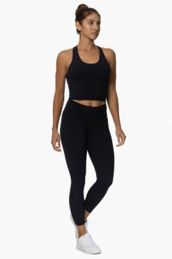 Tiana Leggings - Black -Outlet Aqua Surf Wears Store Activewear Bottoms Tiana Black SideFront Karol 101822