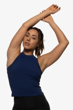 Dalia Basic Top - Midnight Blue 7 Dalia Basic Top - Midnight Blue -Outlet Aqua Surf Wears Store Activewear Tops Dalia Solid Midnight Blue MIDBLUE Front Angie 071322