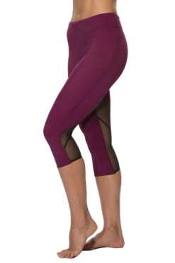 Byron Capri Leggings -Outlet Aqua Surf Wears Store BYRON CAB S 031618 c1ba8b8a 8a53 4052 a9ca da7484423dd6