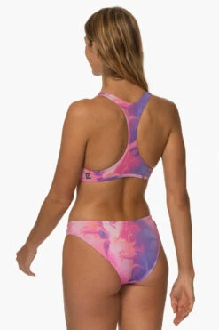 Koa Bikini Bottom - Radiance 7 Koa Bikini Bottom - Radiance -Outlet Aqua Surf Wears Store Surf Bottoms Koa Print Radiance SideBack KiraAlger 011923