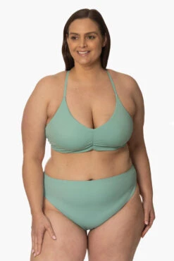 Leandra Bikini Bottom - Newport -Outlet Aqua Surf Wears Store Surf Bottoms Leandra Solid Newport Front AdrianaK 011923