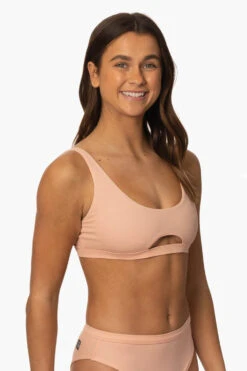 Amelia Bikini Top - Coronado -Outlet Aqua Surf Wears Store Surf Tops Amelia Solid Coronado SideFront MiaClark 011623
