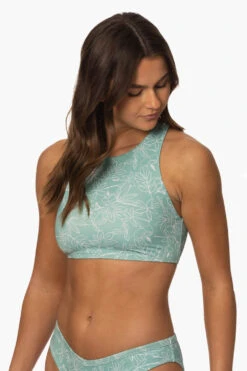 Gwen Bikini Top - Del Mar -Outlet Aqua Surf Wears Store Surf Tops Gwen Print DelMar SideFront MiaClark 011623