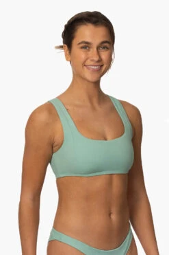 Paige Bikini Top - Newport -Outlet Aqua Surf Wears Store Surf Tops Paige Solid Newport FrontSide MiaClark 011623