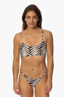Darya Bikini Bottom - Pacific 5 Darya Bikini Bottom - Pacific -Outlet Aqua Surf Wears Store Swim Bottoms Darya Prints Pacific Front MichelleMason JSD2.23 030723