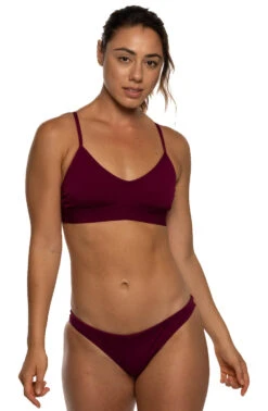 Midl Bikini Bottom - Black 28 Midl Bikini Bottom - Black -Outlet Aqua Surf Wears Store Swim Bottoms Midl Solid Front Cabernet CAB Angie 061821