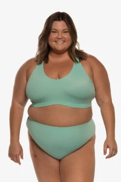 Natia Bikini Bottom - Oasis -Outlet Aqua Surf Wears Store Swim Bottoms Natia Solid Oasis Front Carly 060922