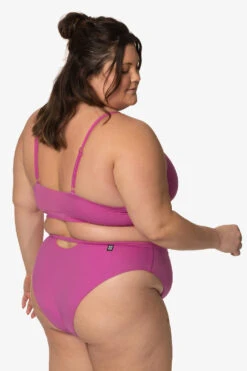 Nora Bikini Bottom - Leucadia -Outlet Aqua Surf Wears Store Swim Bottoms Nora Solids Leucadia Back Side CarlyCompton JSD2.23 021023