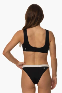 Valentina Bikini Bottom - Black & White 13 Valentina Bikini Bottom - Black & White -Outlet Aqua Surf Wears Store Swim Bottoms Valentina Contrasts Black White Back MichelleMason JSD2.23 030723