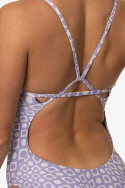 Perry Swim Onesie - Deco -Outlet Aqua Surf Wears Store Swim Onesies Perry Print Deco Back Detail Colleen 041123