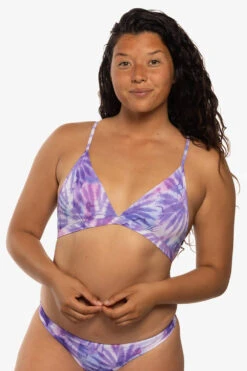 Teresa Bikini Top - Revolve -Outlet Aqua Surf Wears Store Swim Tops Teresa Print Front Revolve JSD1 Maya 031722