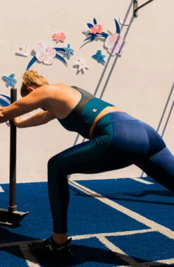 Margot Sports Bra -Outlet Aqua Surf Wears Store sfw lifestyle trainingday offduty peacock top 3